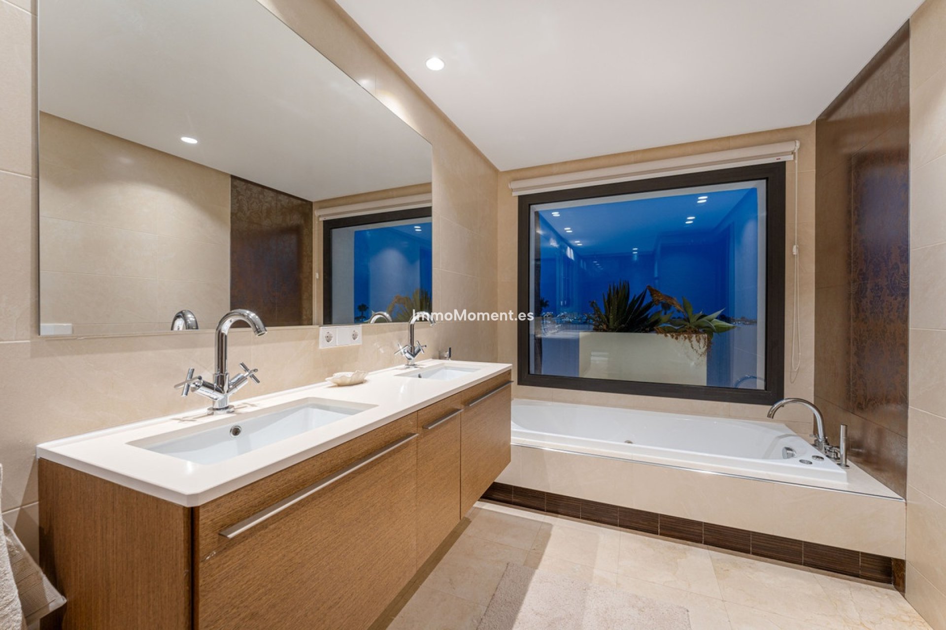 Resale - Detached villa - Benahavís - Benahavís Centro
