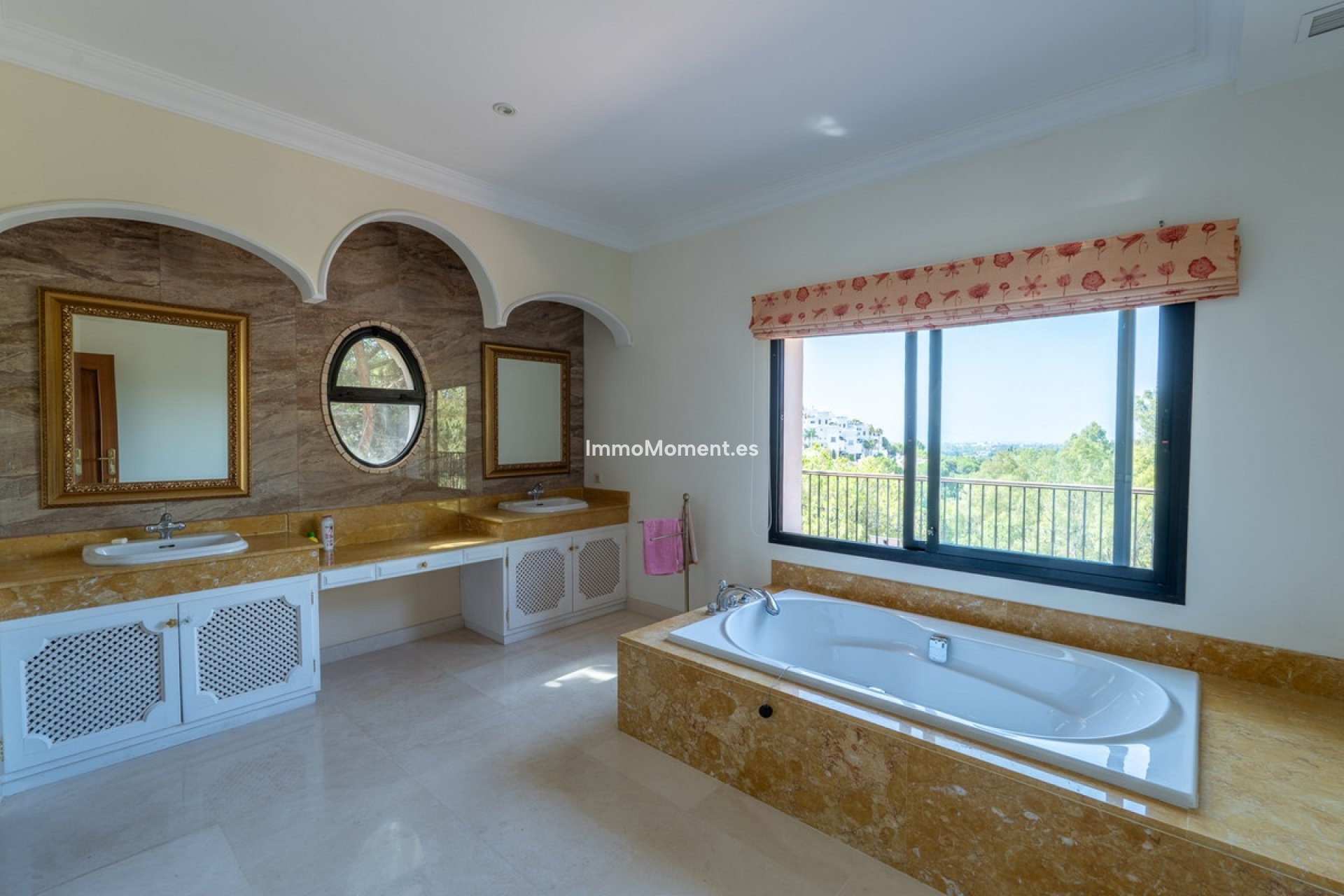 Resale - Detached villa - Benahavís - Benahavís Centro