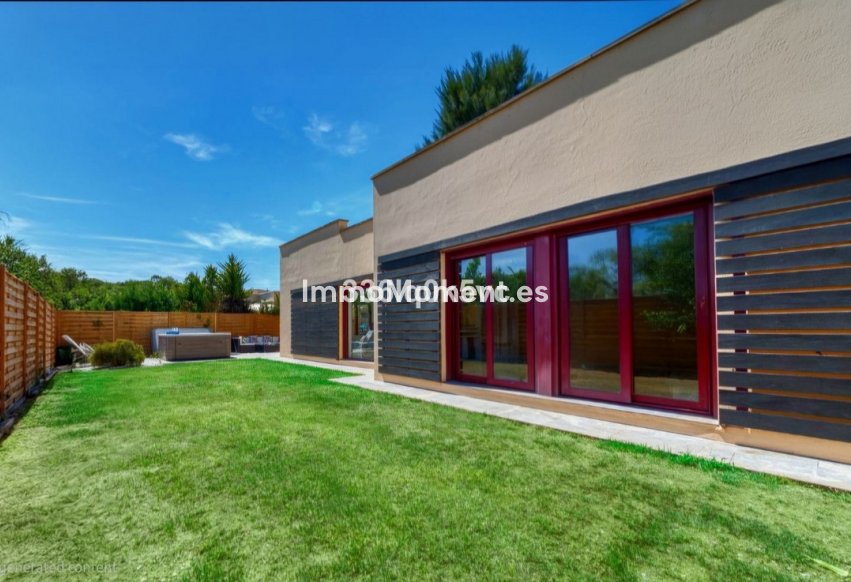 Resale - Detached villa - Benahavís - Benahavís Centro