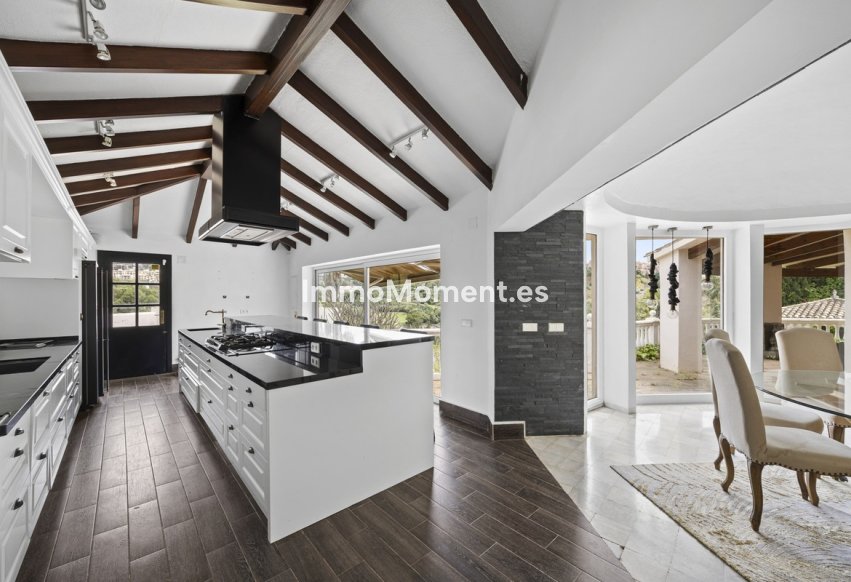 Resale - Detached villa - Benahavís - Benahavís Centro