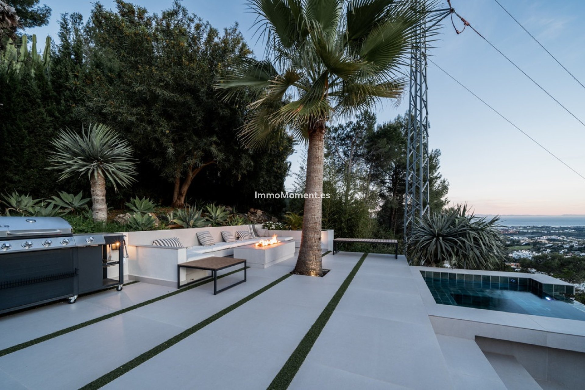 Resale - Detached villa - Benahavís - El Madroñal