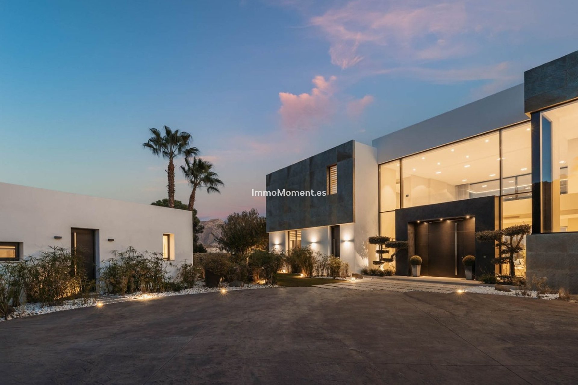 Resale - Detached villa - Benahavís - El Madroñal