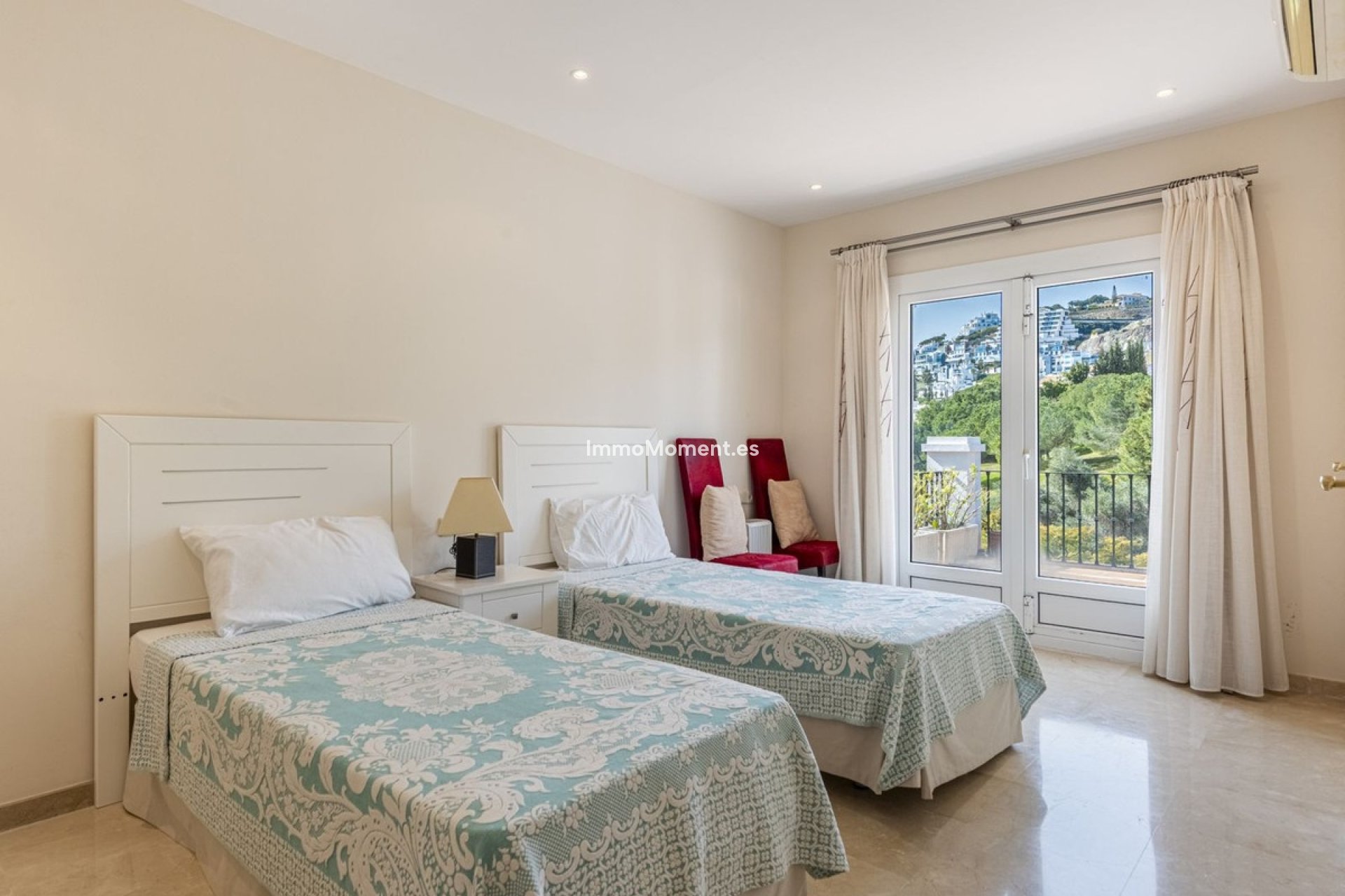Resale - Detached villa - Benahavís - La Quinta