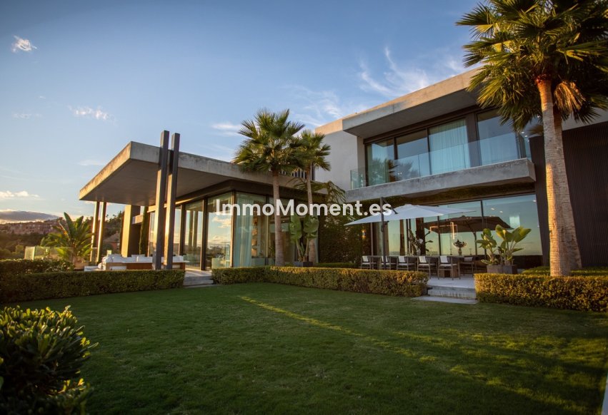 Resale - Detached villa - Benahavís - La Quinta