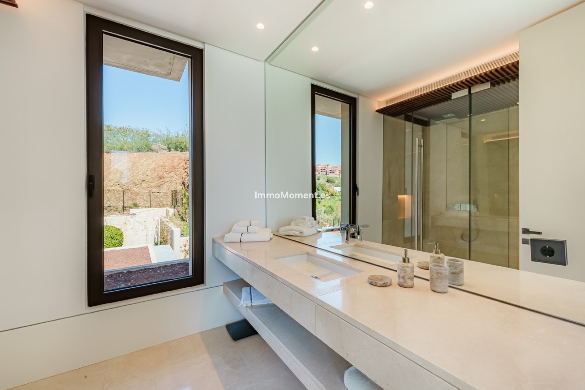 Resale - Detached villa - Benahavís - La Quinta