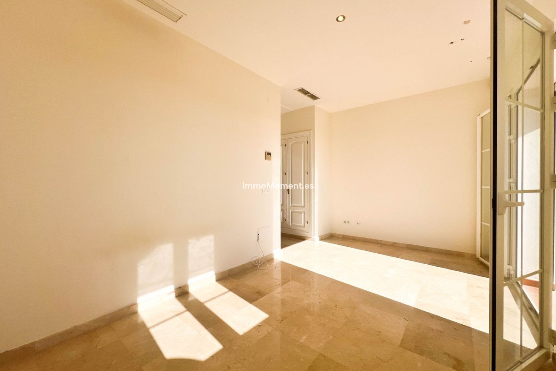 Resale - Detached villa - Benahavís - La Quinta