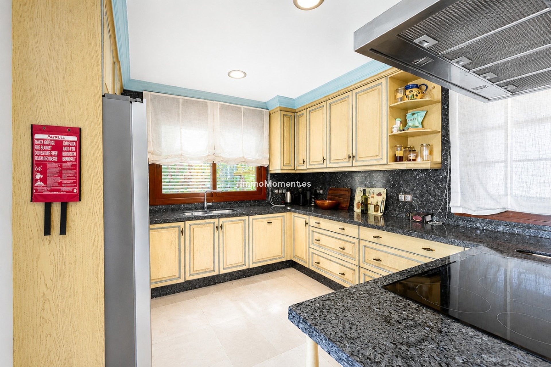 Resale - Detached villa - Benahavís - La Quinta