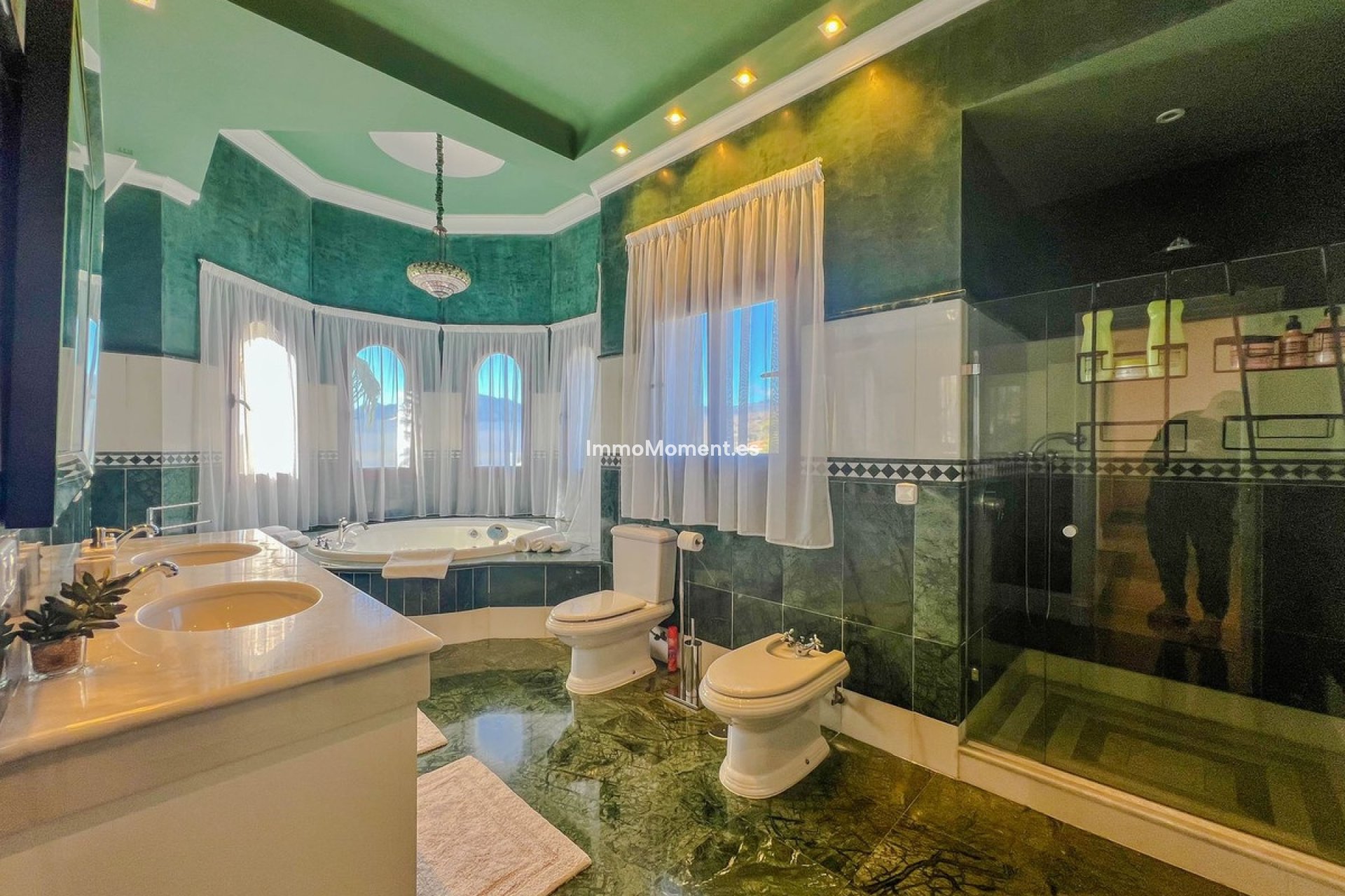 Resale - Detached villa - Benahavís
