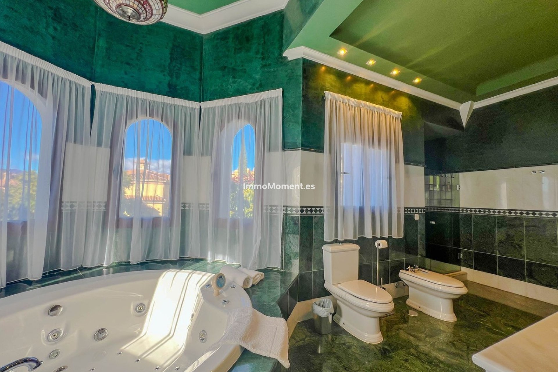 Resale - Detached villa - Benahavís