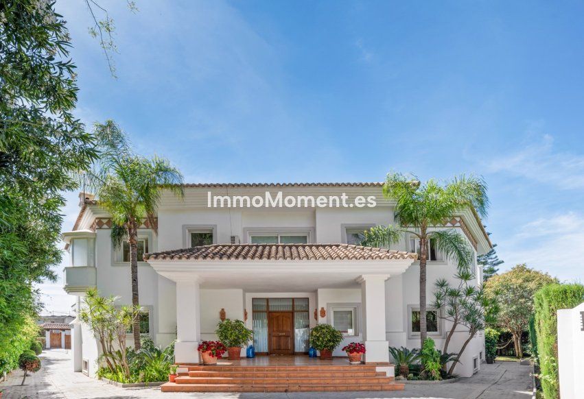 Resale - Detached villa - Benahavís