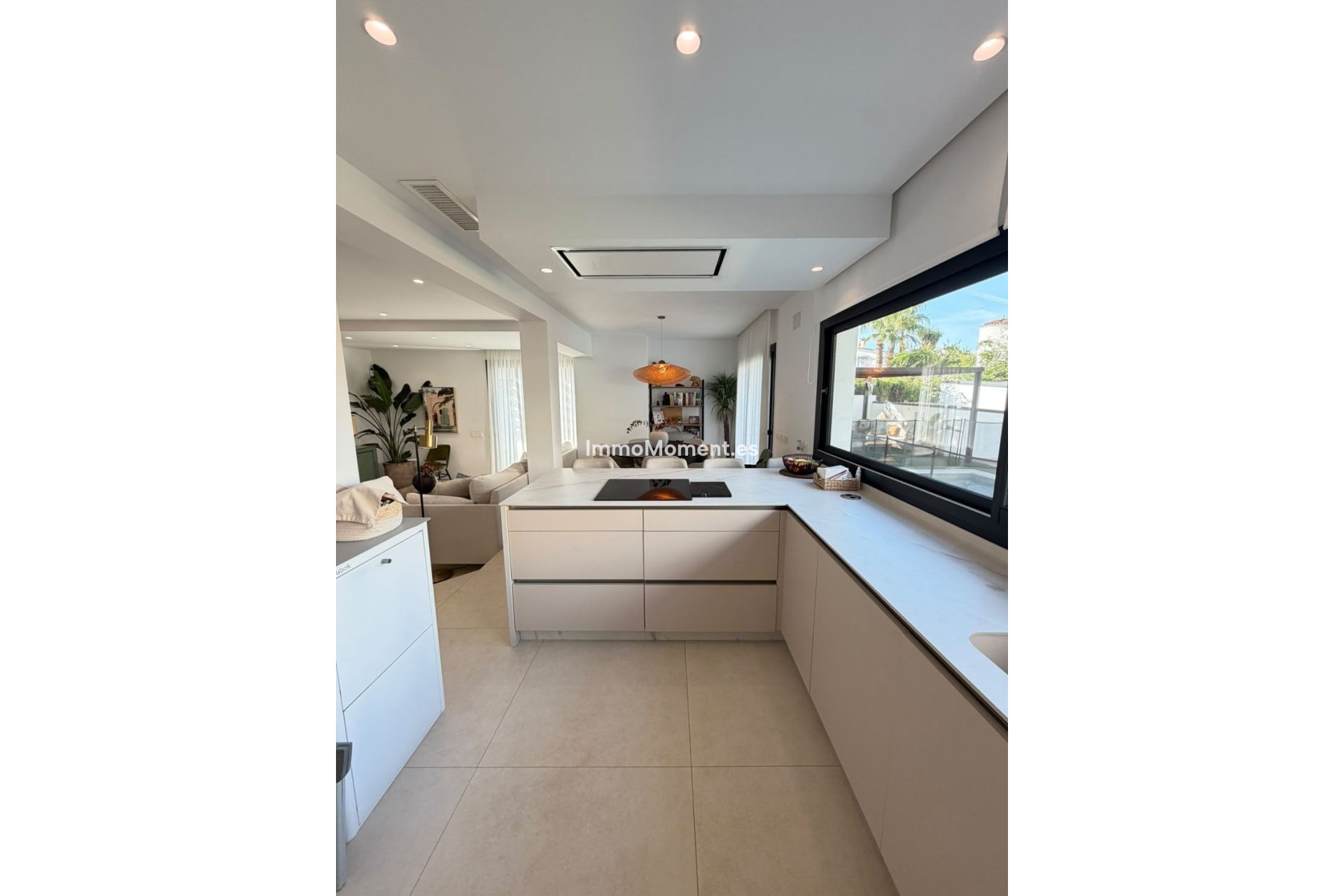 Resale - Detached villa - Benalmadena - Arroyo de la Miel