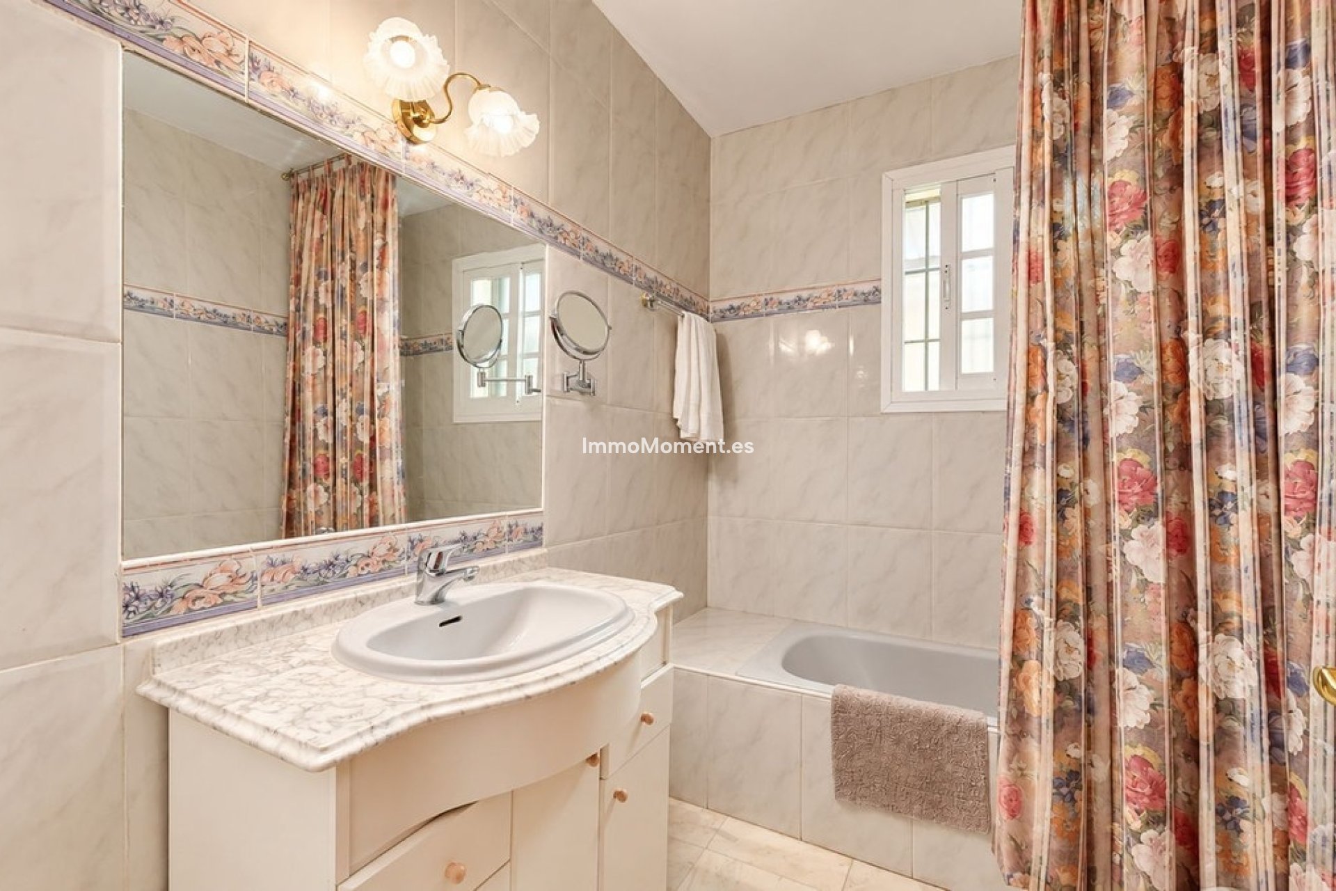 Resale - Detached villa - Benalmadena - Arroyo de la Miel