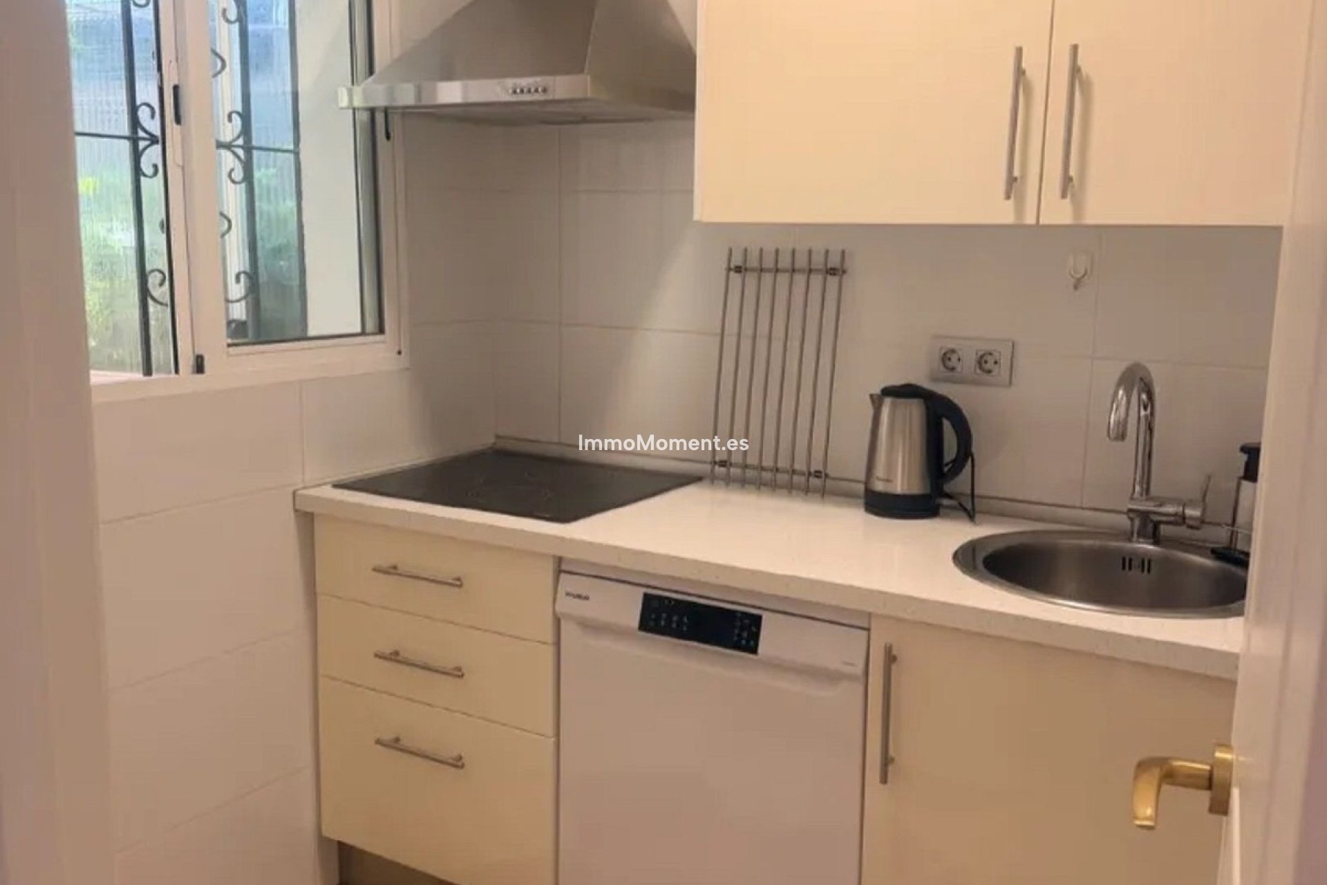 Resale - Detached villa - Benalmadena - Benalmadena Centro