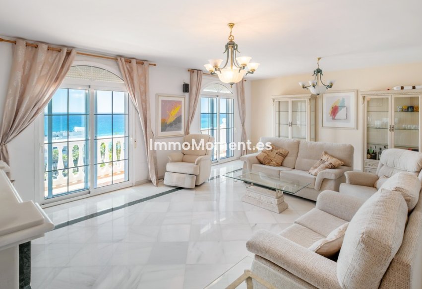 Resale - Detached villa - Benalmadena - Benalmadena Centro