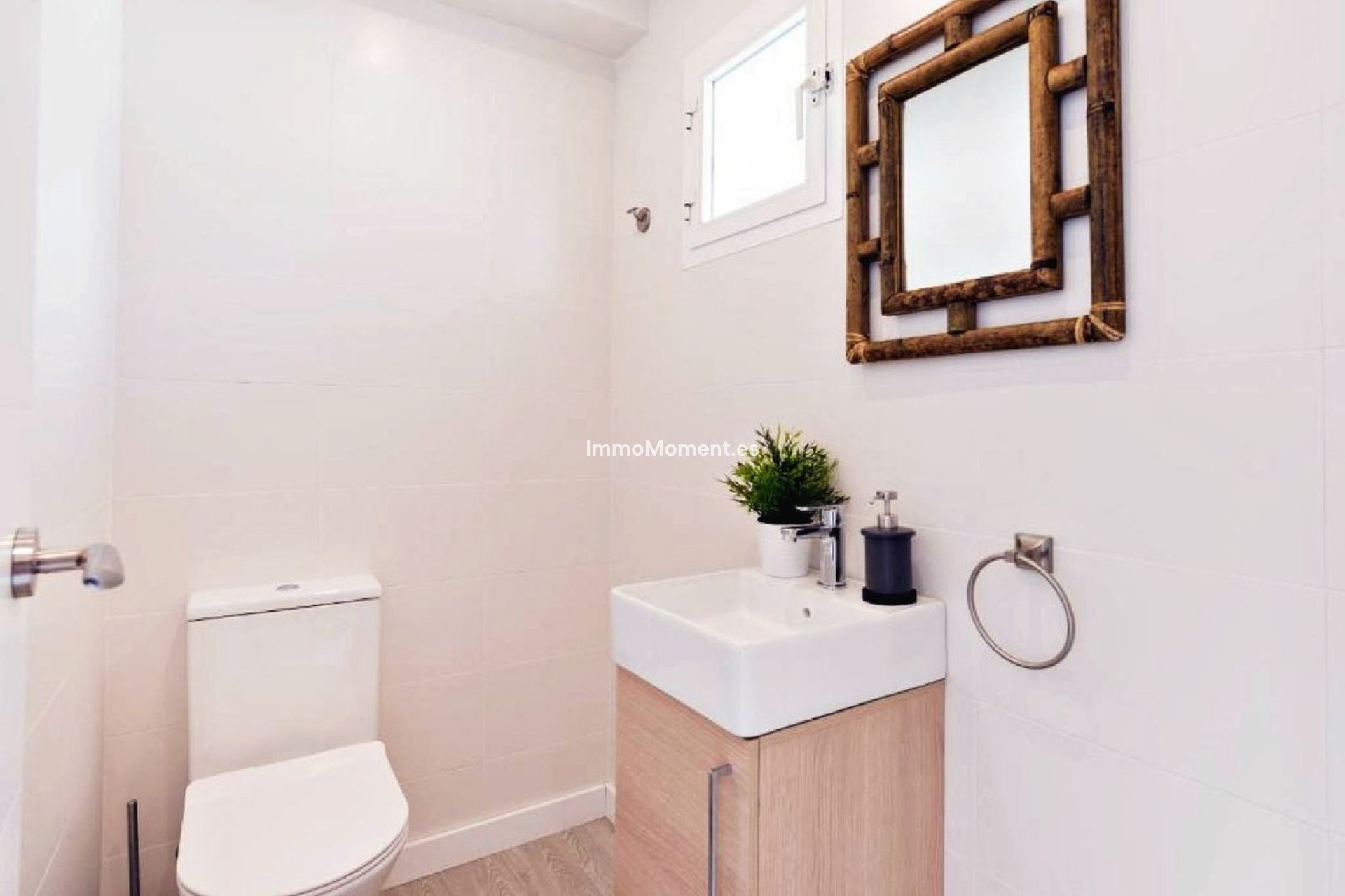 Resale - Detached villa - Benalmadena - Benalmadena Centro