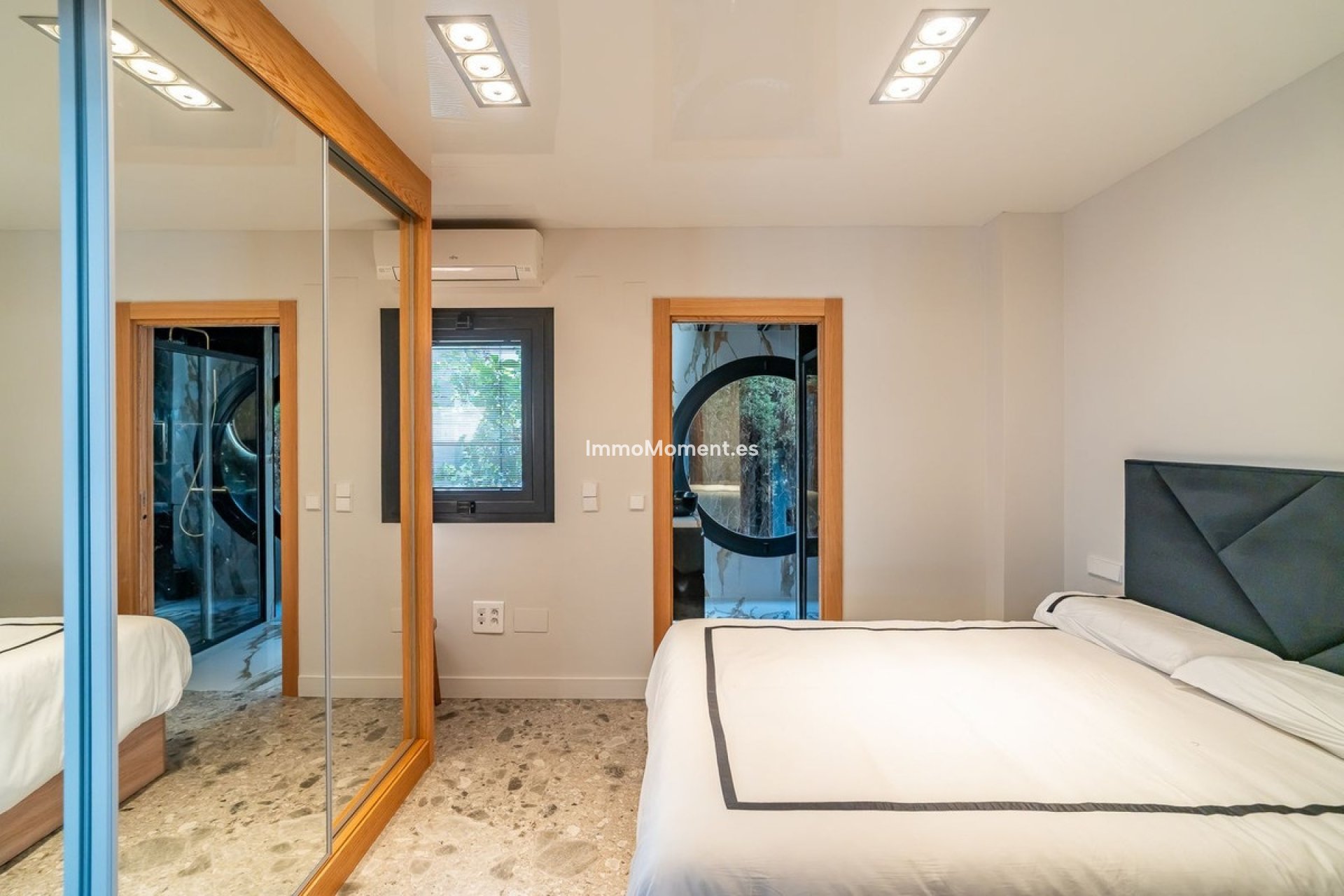 Resale - Detached villa - Benalmadena - Benalmadena Centro