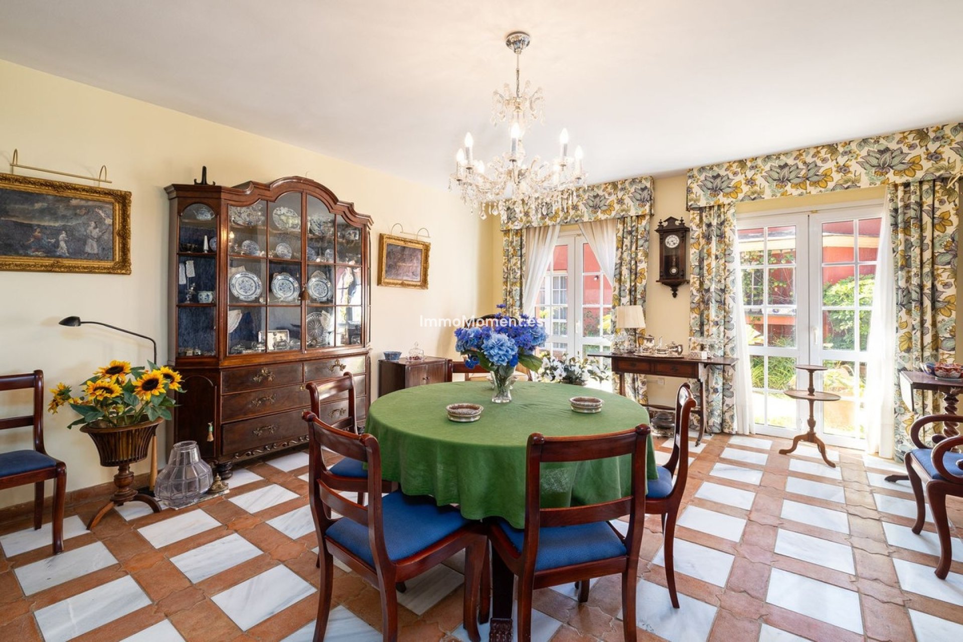 Resale - Detached villa - Benalmadena - Benalmadena Centro