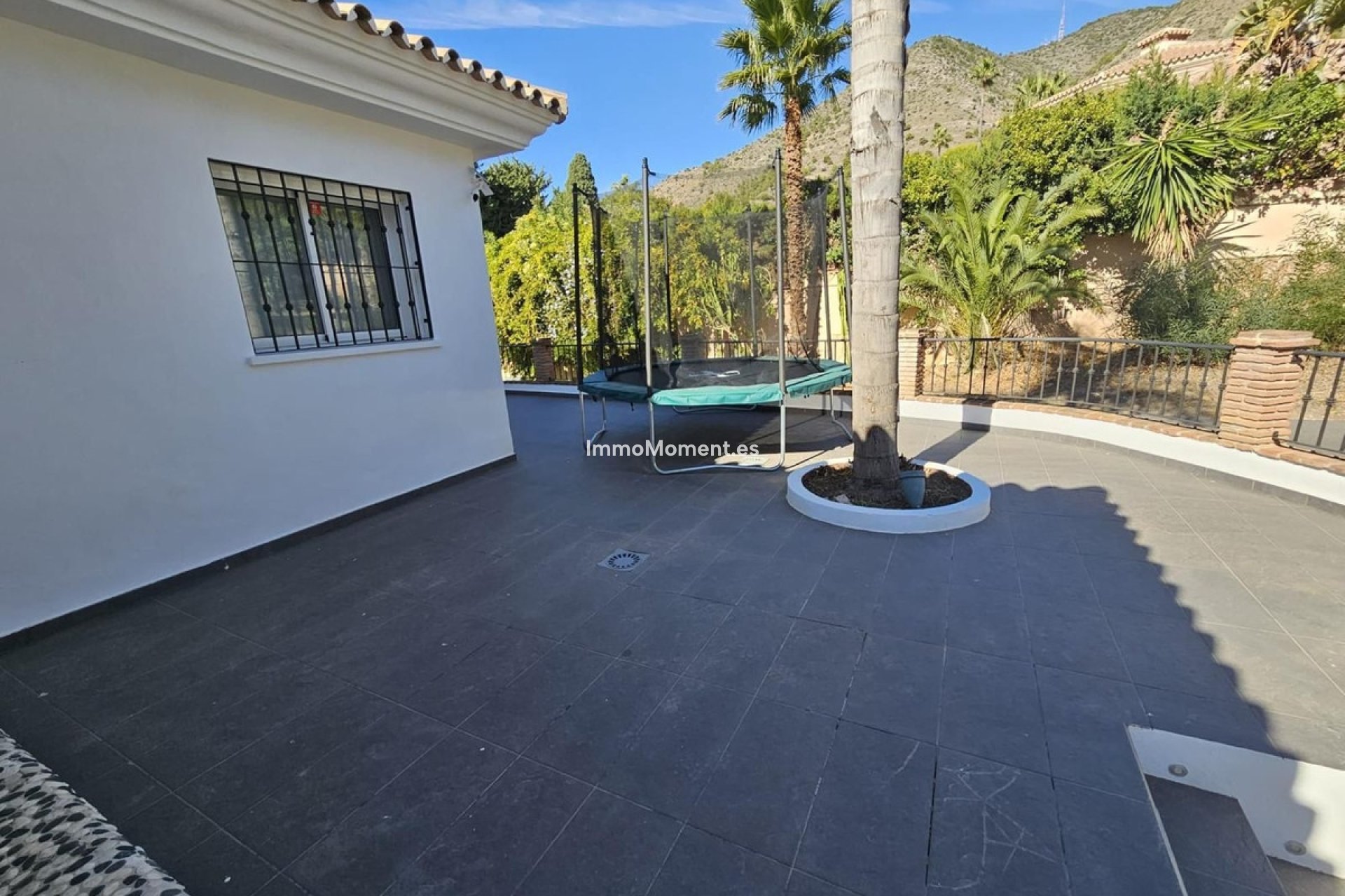 Resale - Detached villa - Benalmadena - Benalmadena Centro
