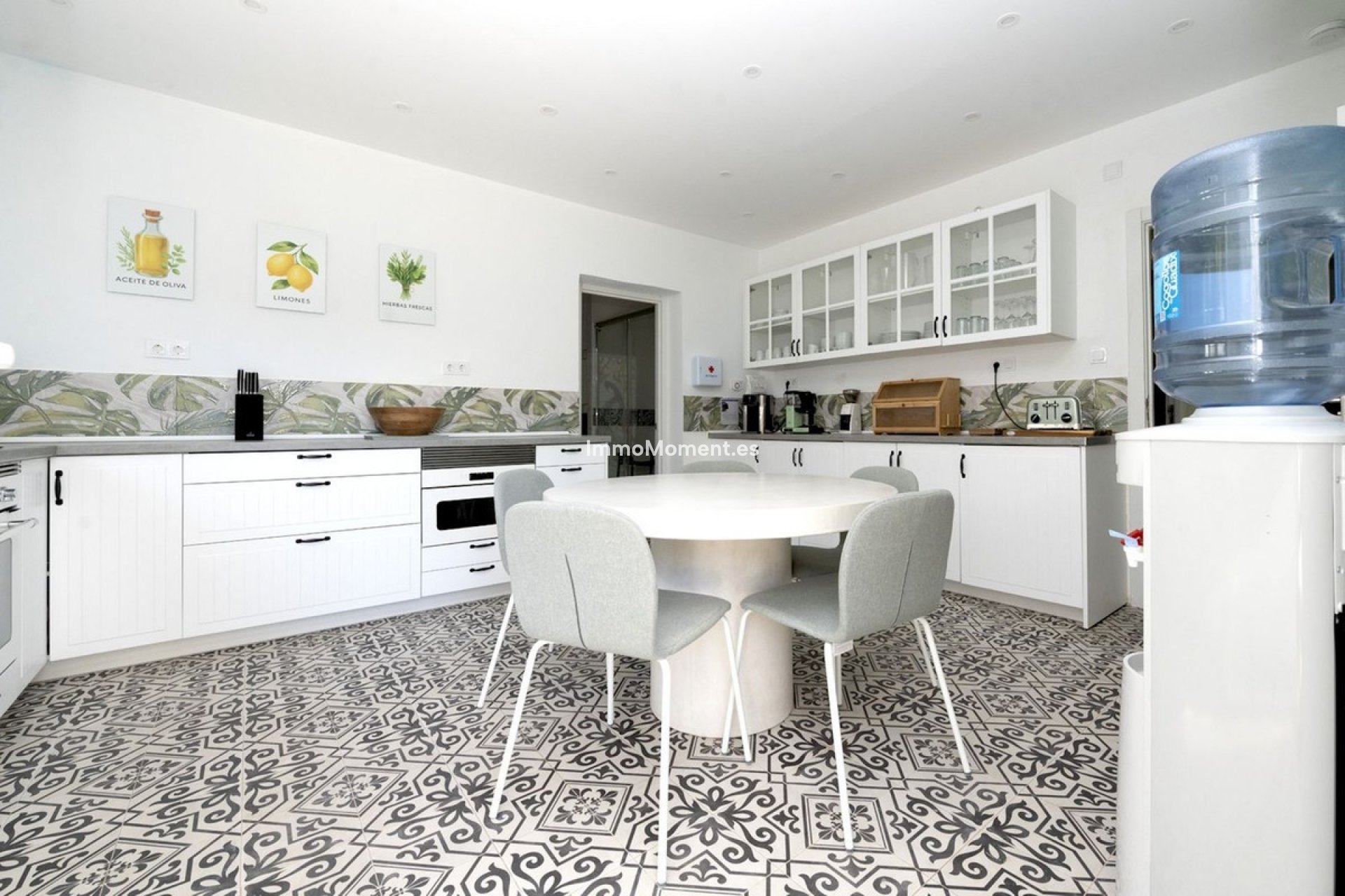 Resale - Detached villa - Benalmadena - Benalmadena Centro