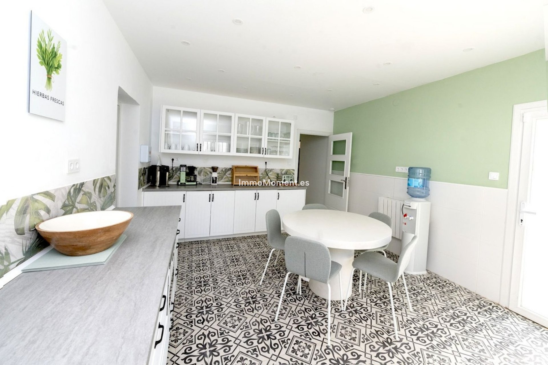 Resale - Detached villa - Benalmadena - Benalmadena Centro