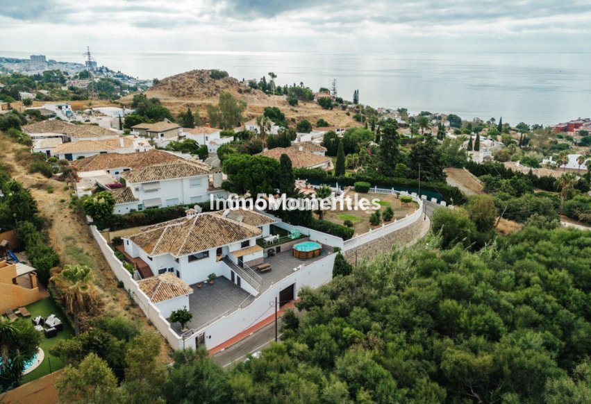 Resale - Detached villa - Benalmadena - Benalmadena Centro