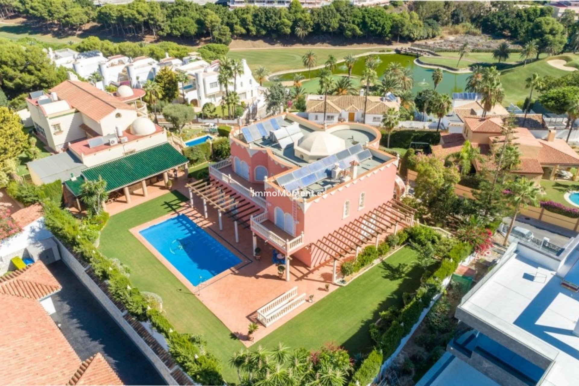 Resale - Detached villa - Benalmadena - Benalmadena Centro
