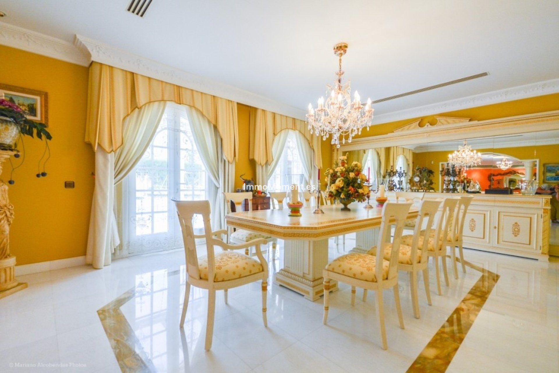 Resale - Detached villa - Benalmadena - Benalmadena Centro