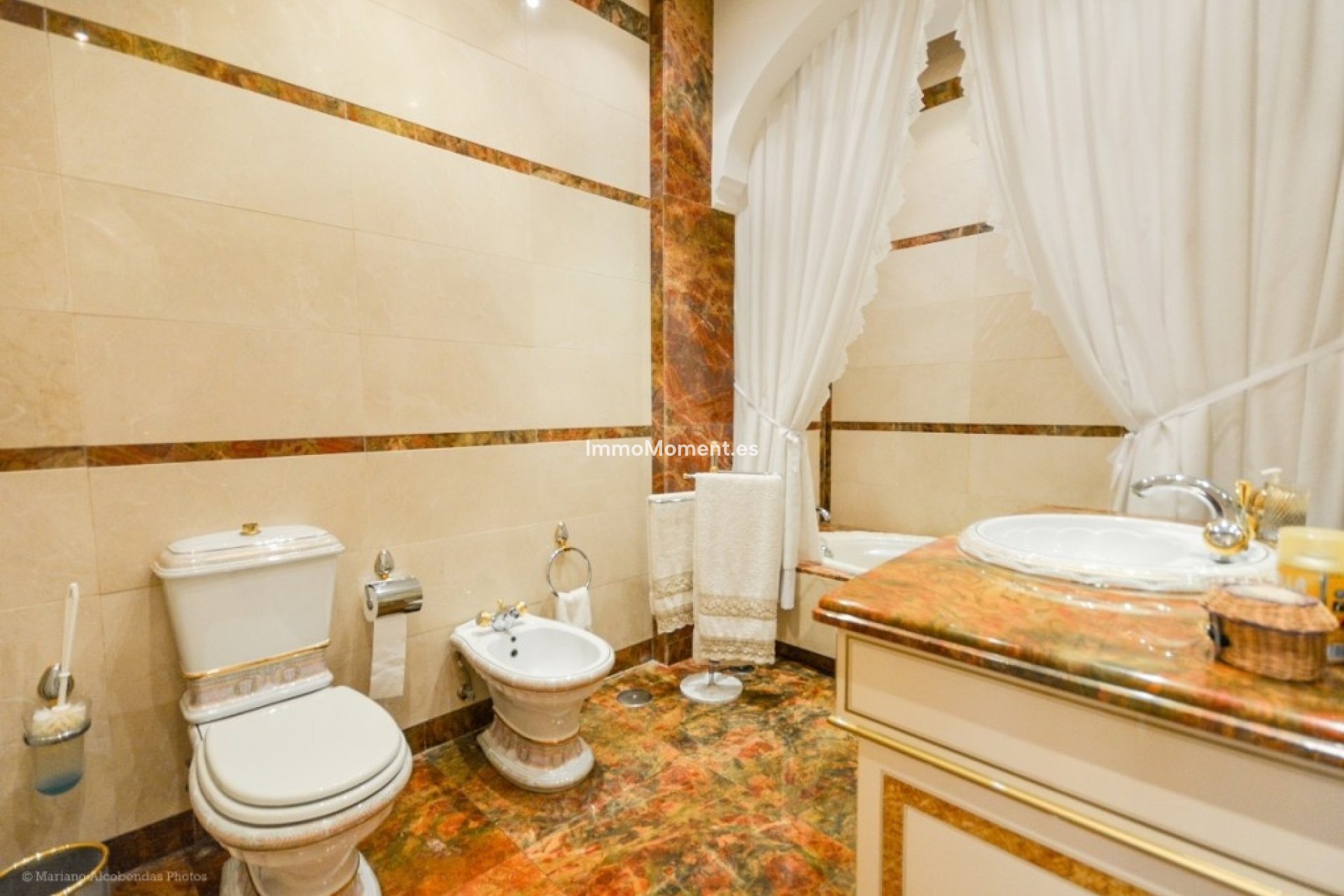 Resale - Detached villa - Benalmadena - Benalmadena Centro