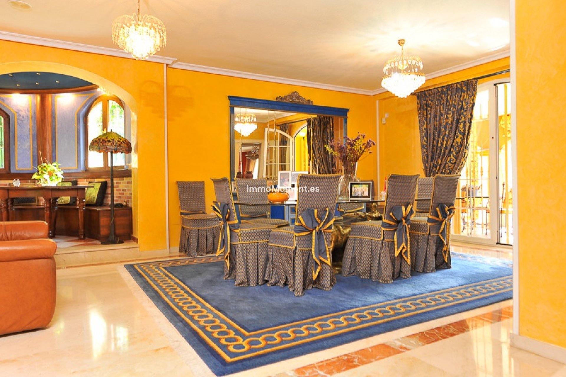 Resale - Detached villa - Benalmadena - Benalmadena Centro