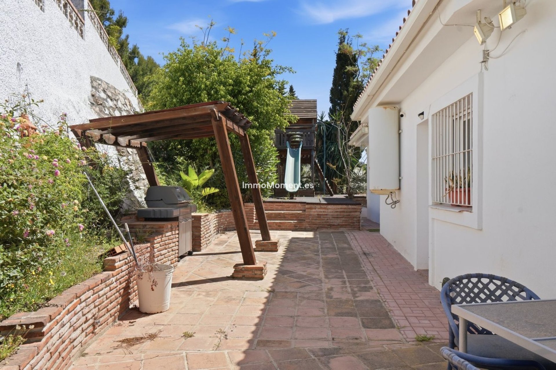 Resale - Detached villa - Benalmadena - Benalmadena Centro