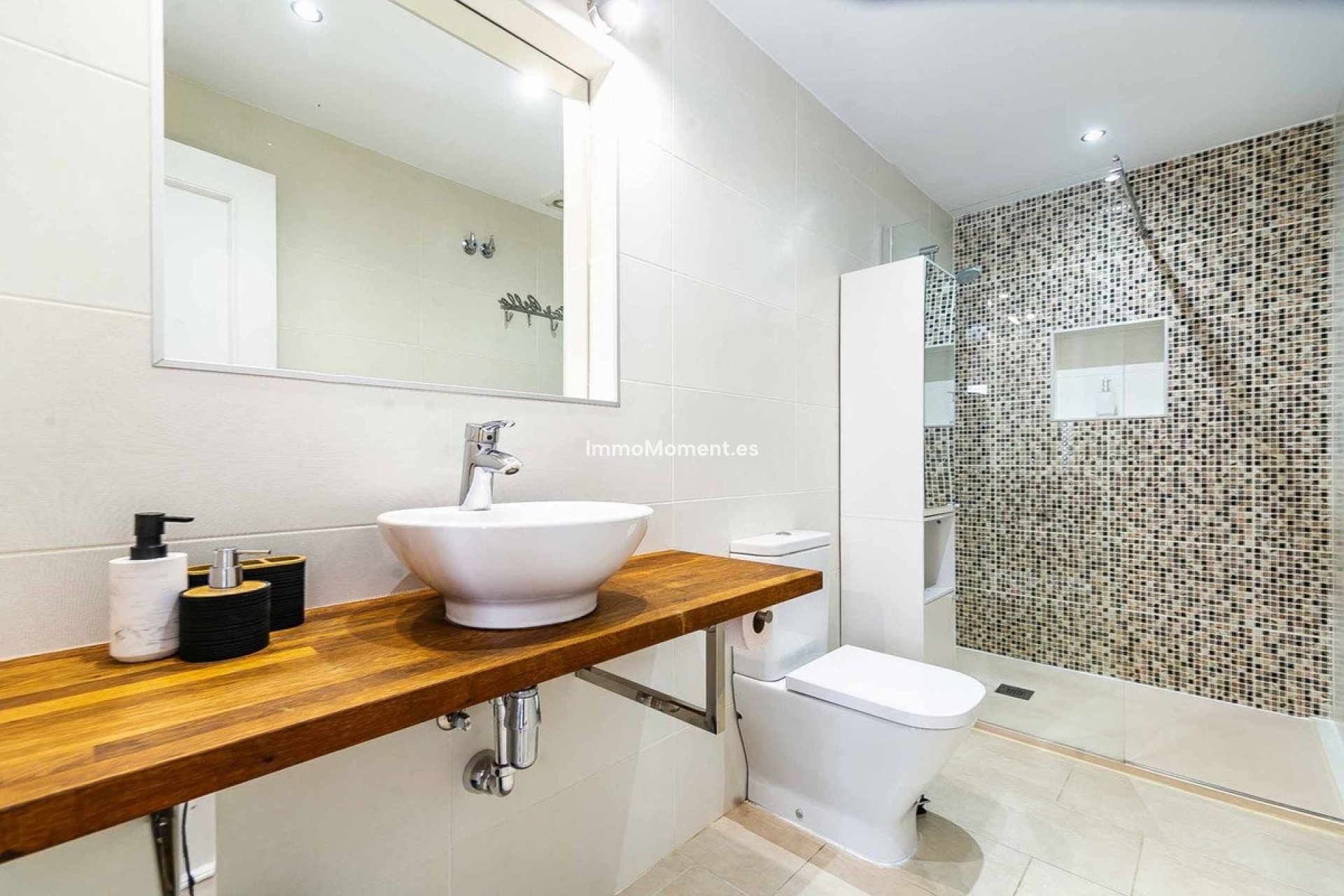 Resale - Detached villa - Benalmadena - Benalmadena Centro
