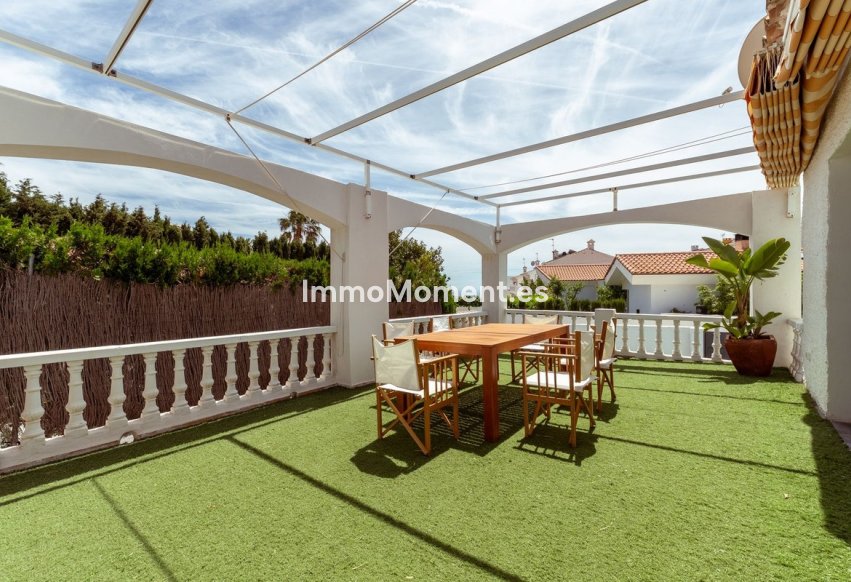 Resale - Detached villa - Benalmadena - Benalmadena Centro