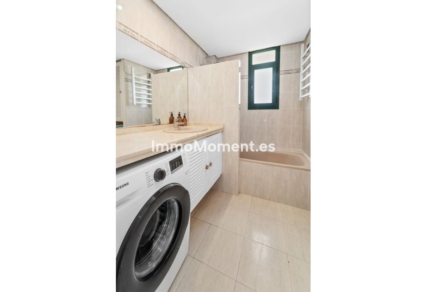 Resale - Detached villa - Benalmadena - Benalmadena Centro