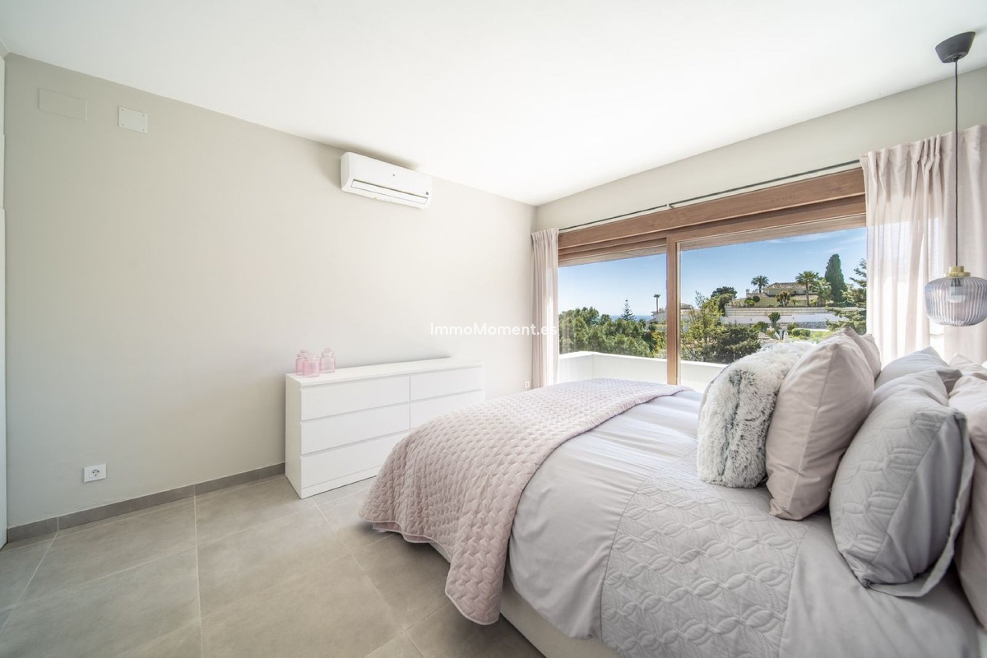 Resale - Detached villa - Benalmadena - Benalmadena Centro