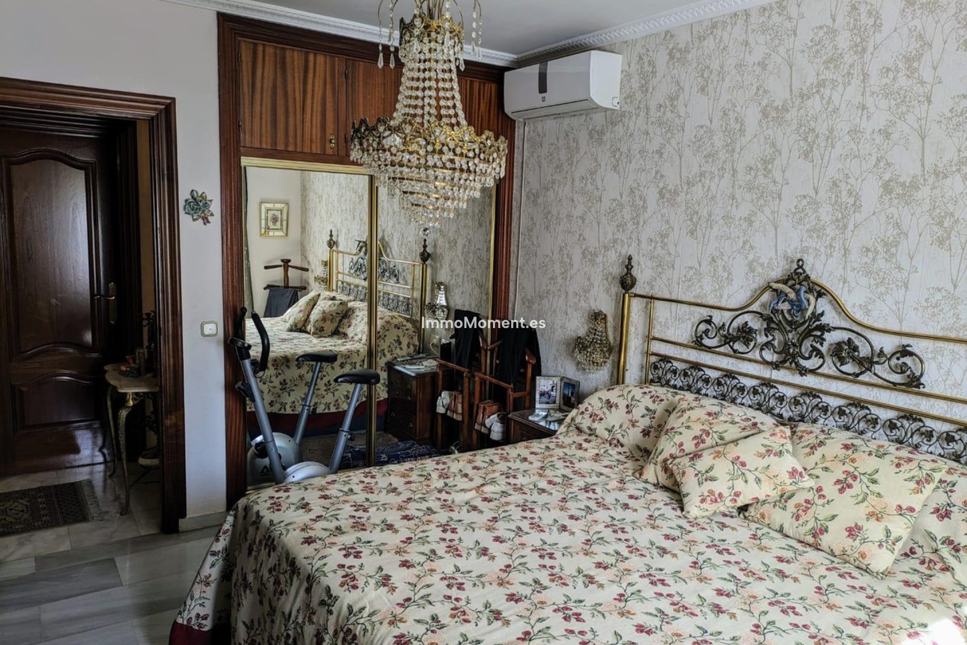 Resale - Detached villa - Benalmadena - Benalmadena Centro