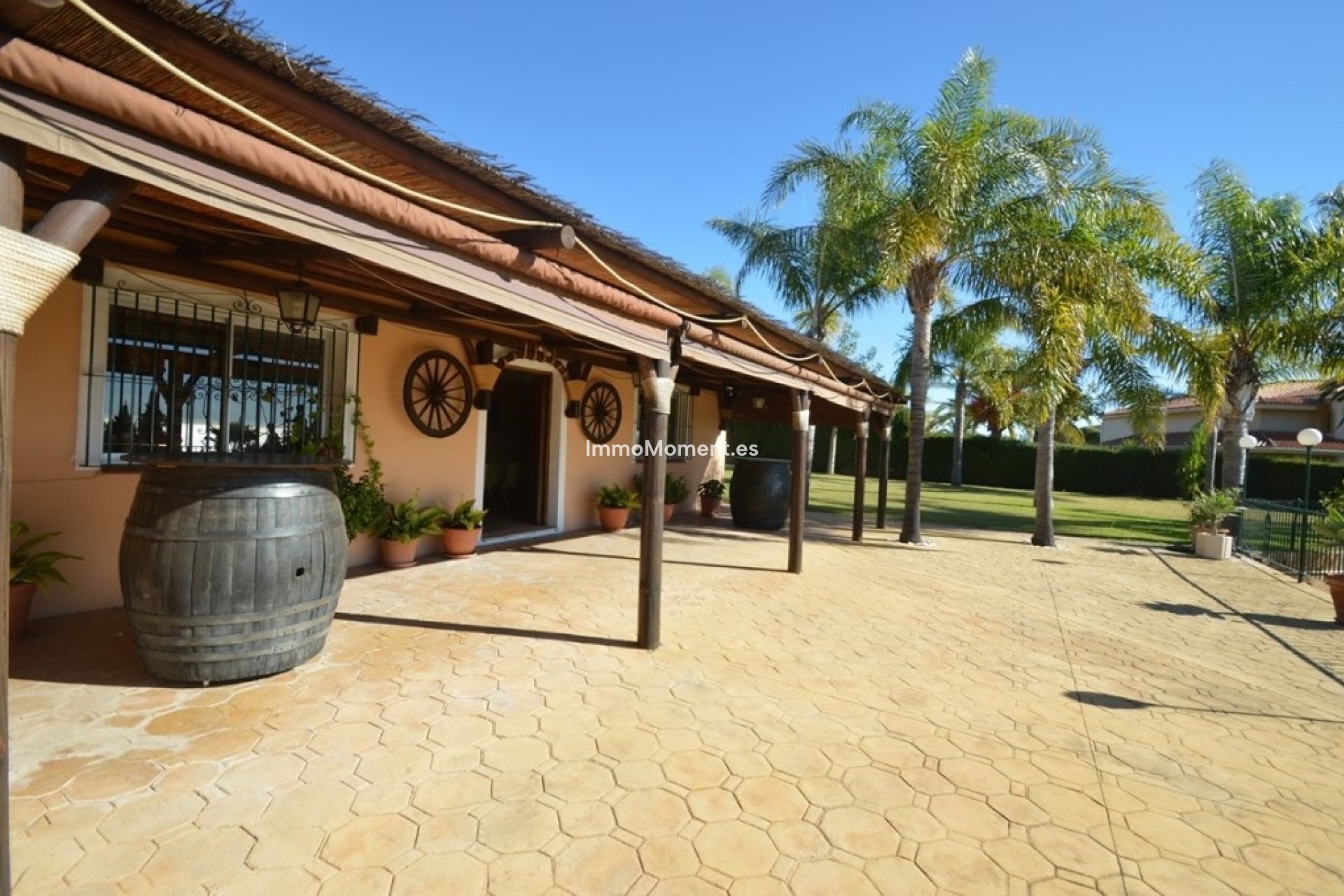 Resale - Detached villa - Benalmadena - Benalmadena Centro
