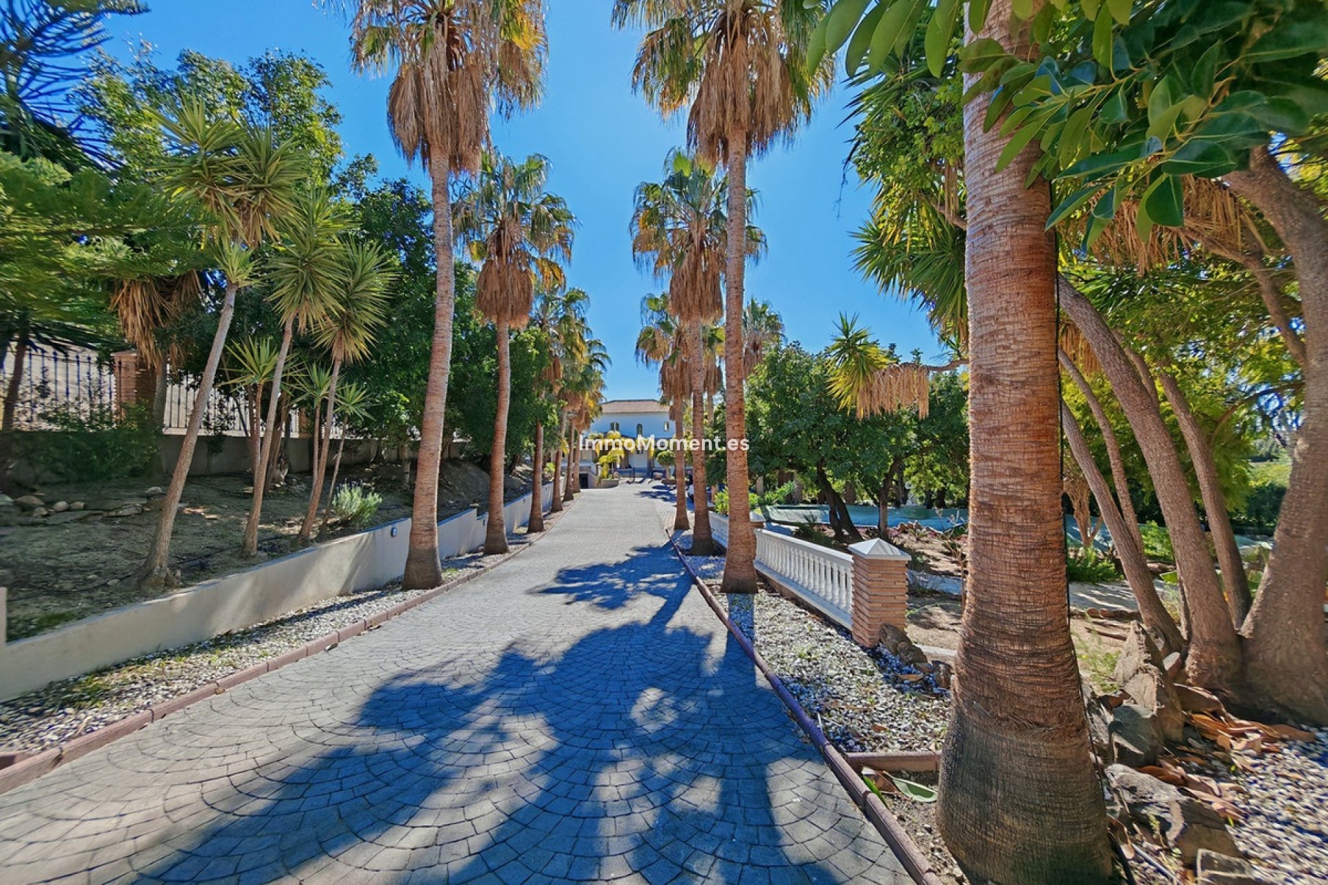 Resale - Detached villa - Benalmadena - Benalmadena Centro