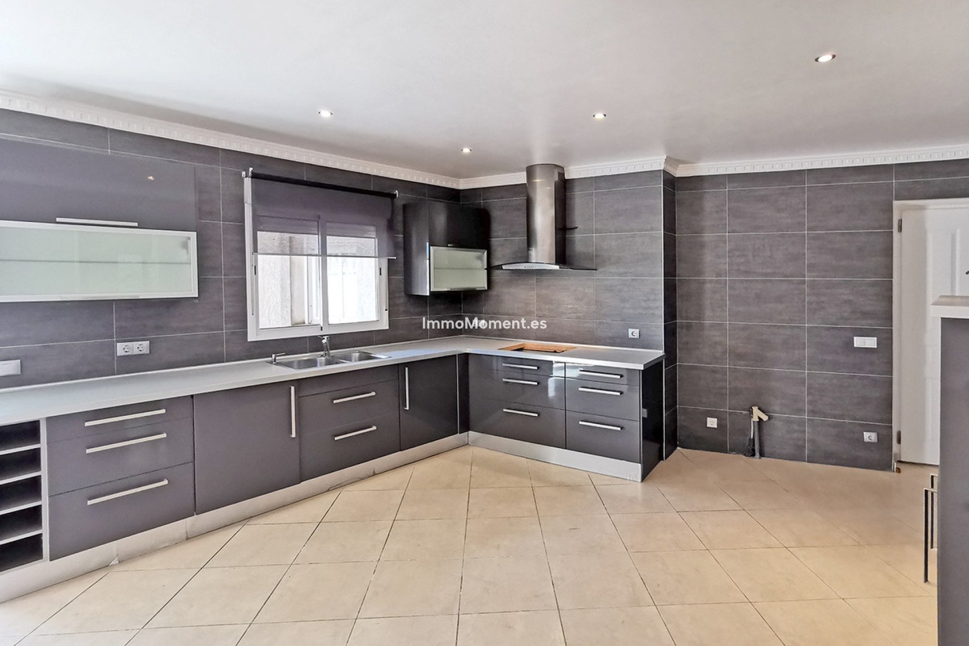 Resale - Detached villa - Benalmadena - Benalmadena Centro
