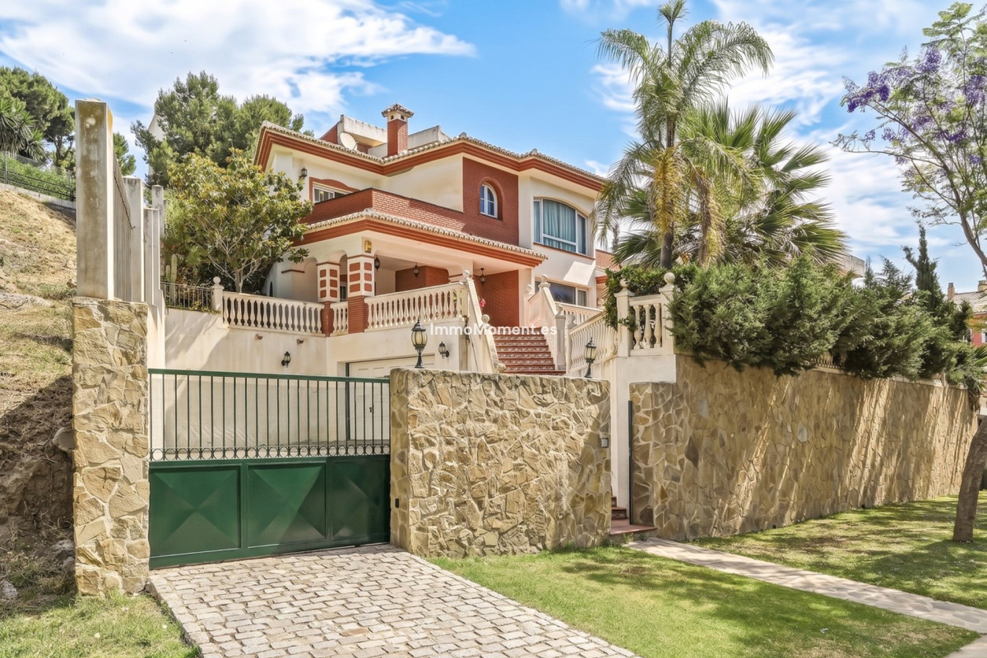 Resale - Detached villa - Benalmadena - Benalmadena Centro