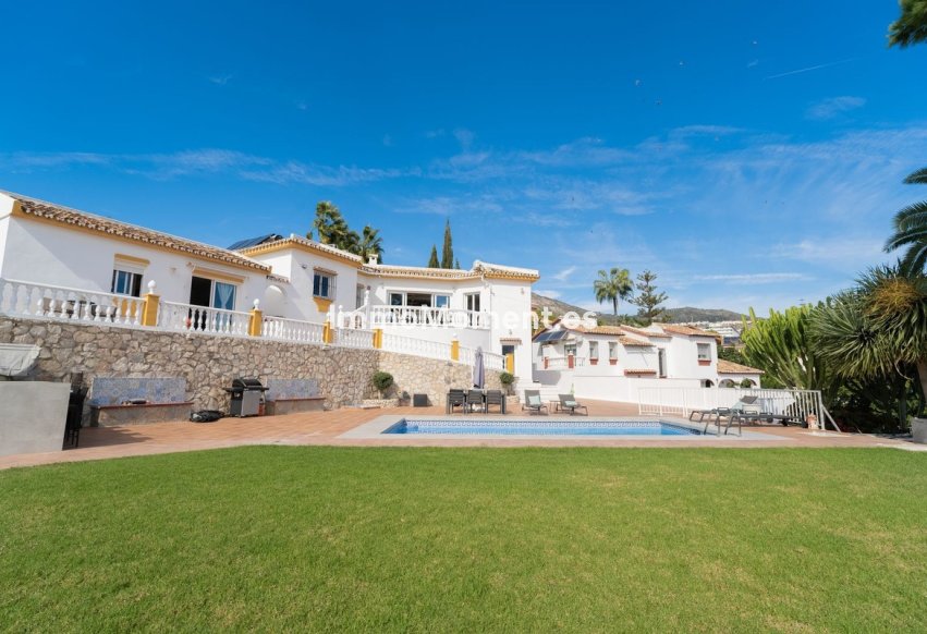Resale - Detached villa - Benalmadena - Benalmadena Costa