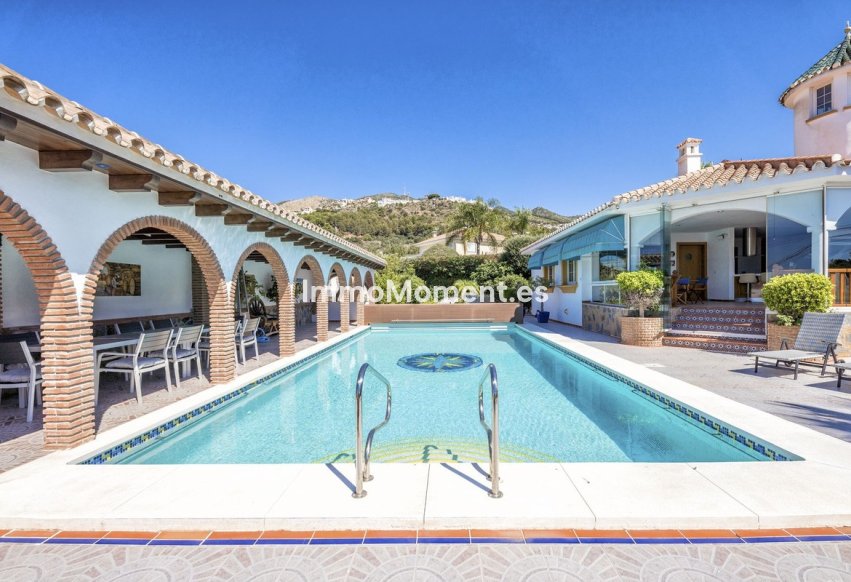 Resale - Detached villa - Benalmadena - Benalmadena Costa