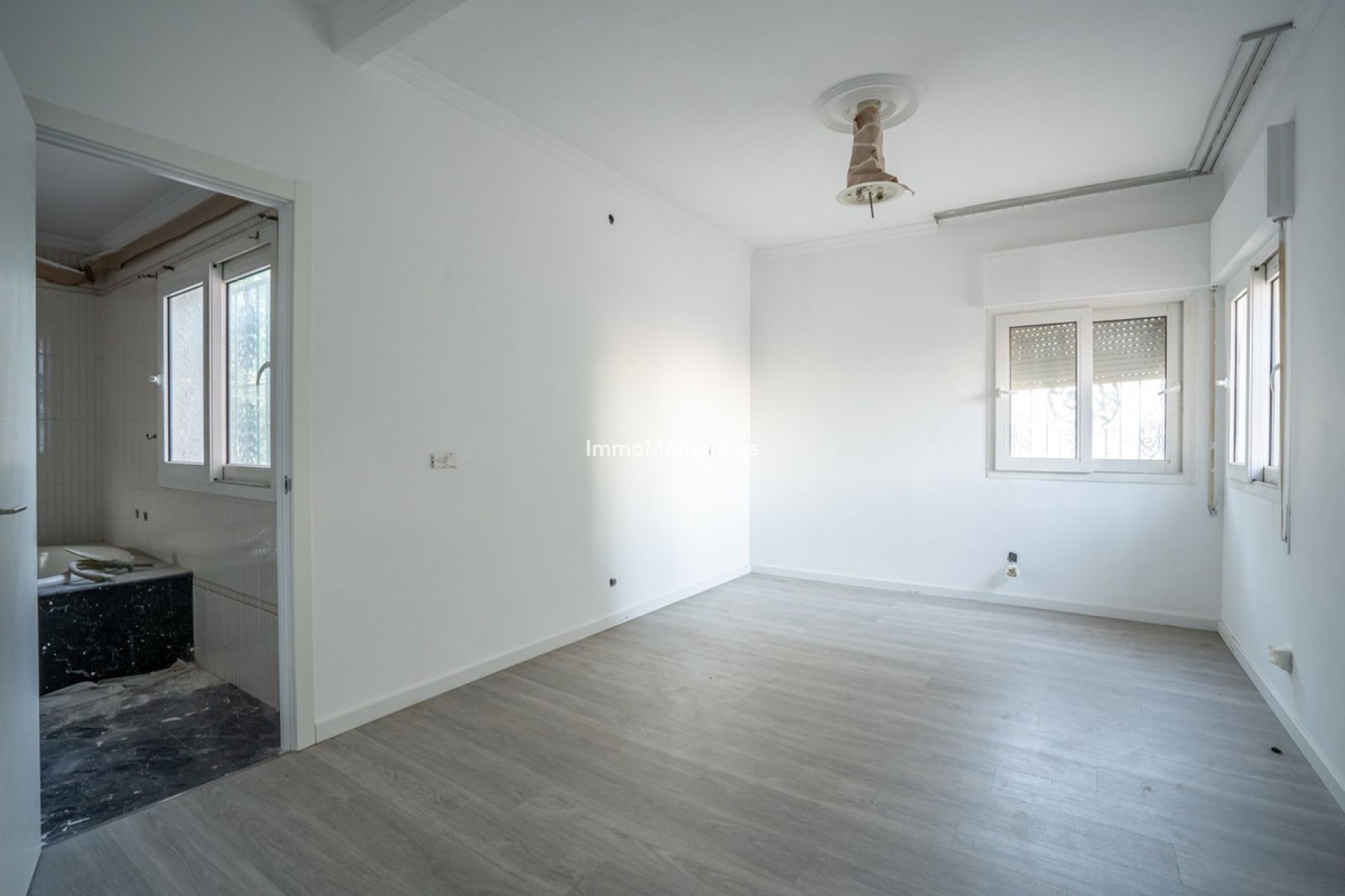 Resale - Detached villa - Benalmadena - Benalmadena Pueblo