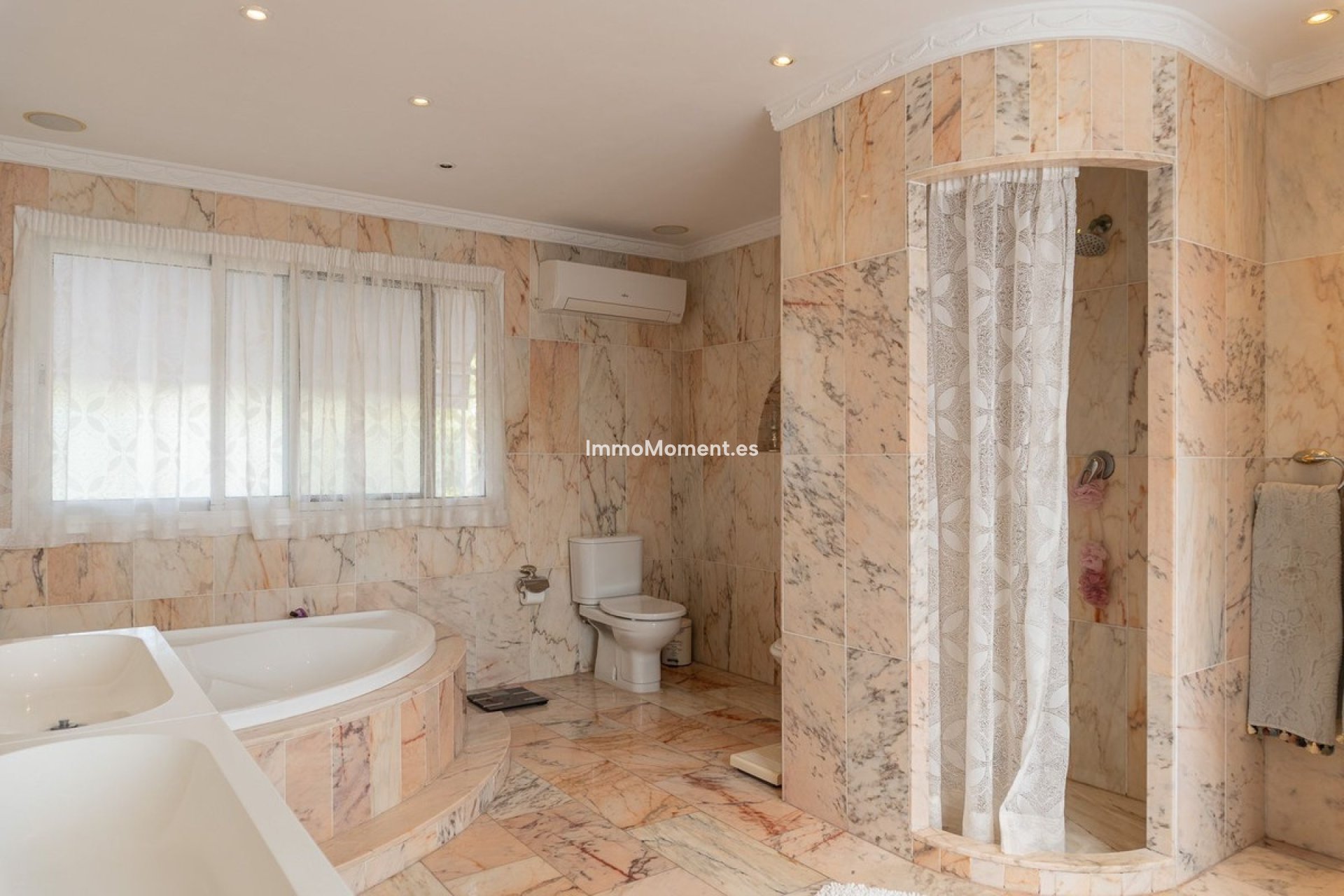 Resale - Detached villa - Benalmadena - La Capellania