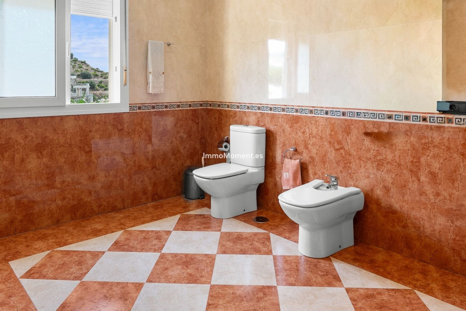 Resale - Detached villa - Benalmadena - Torrequebrada
