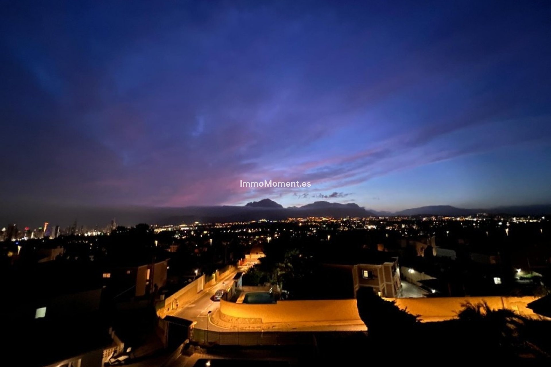 Resale - Detached villa - Benidorm - Benidorm Centro