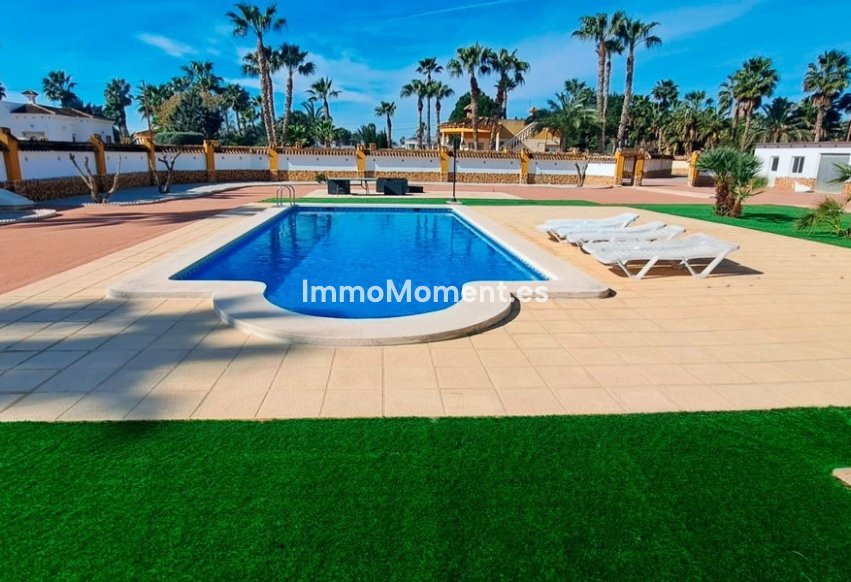 Resale - Detached villa - Catral - Catral Centro