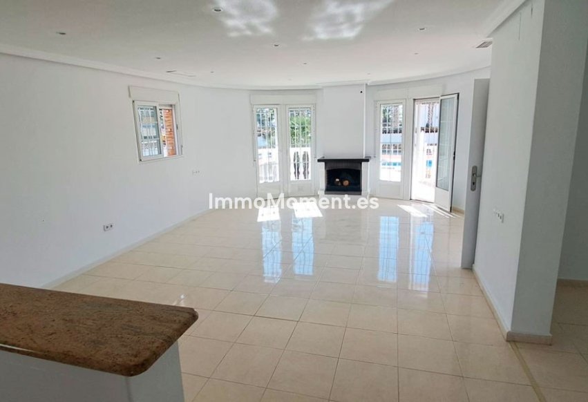 Resale - Detached villa - Catral - Catral Centro