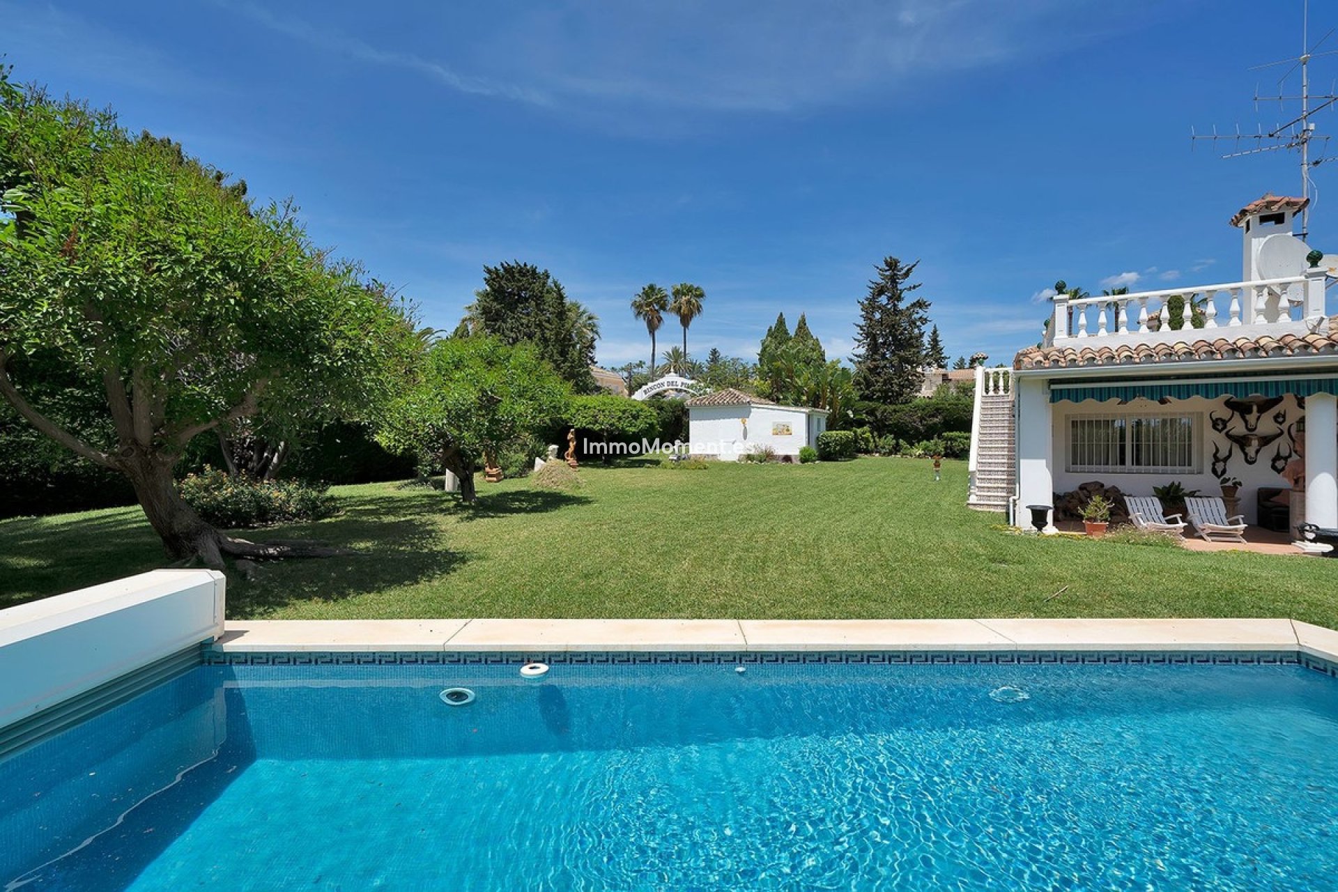 Resale - Detached villa - El Paraiso - New Golden Mile
