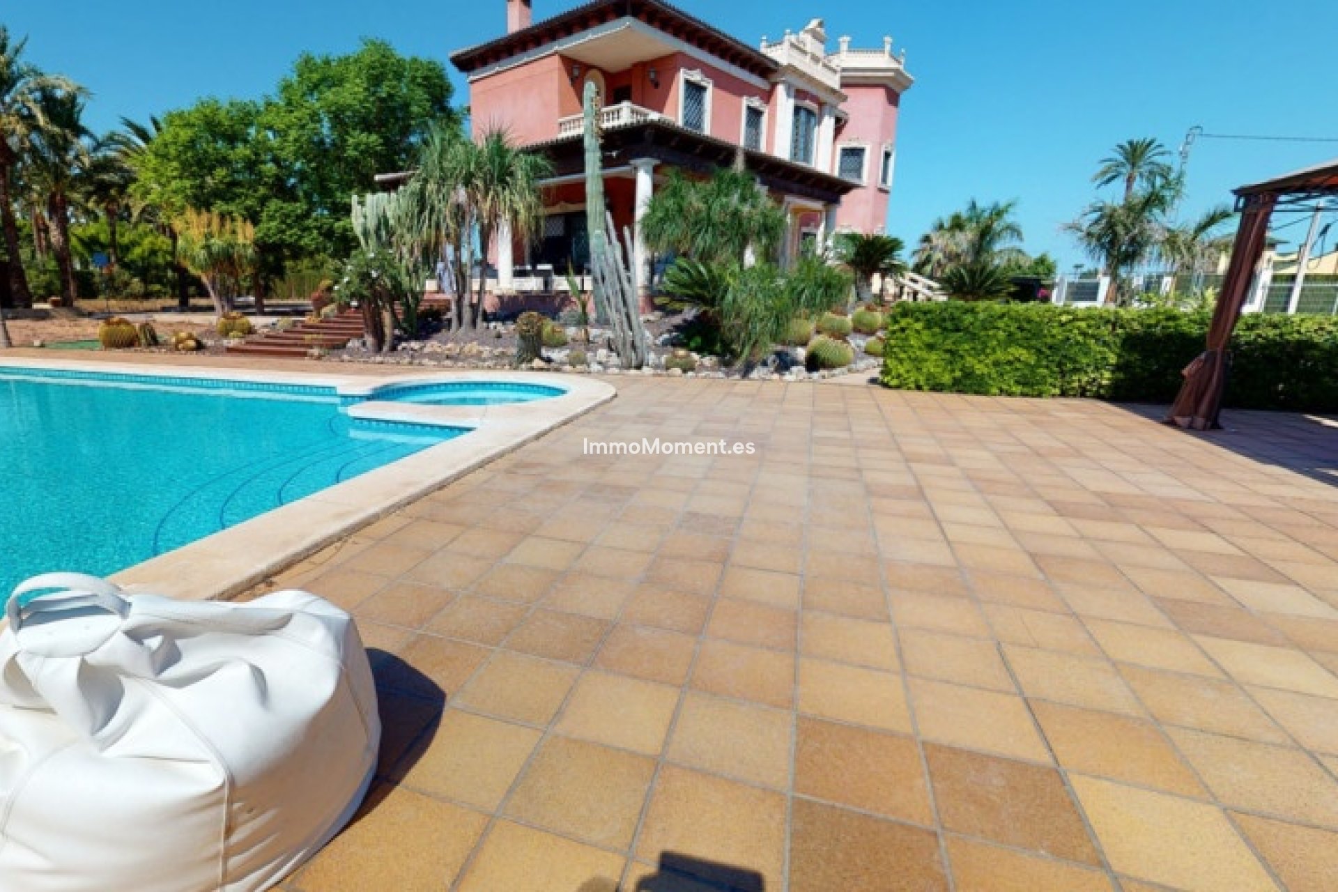 Resale - Detached villa - Elche - Elche Centro