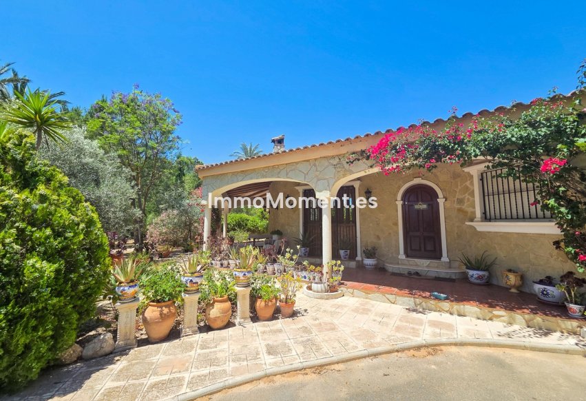 Resale - Detached villa - Elche - Elche Centro